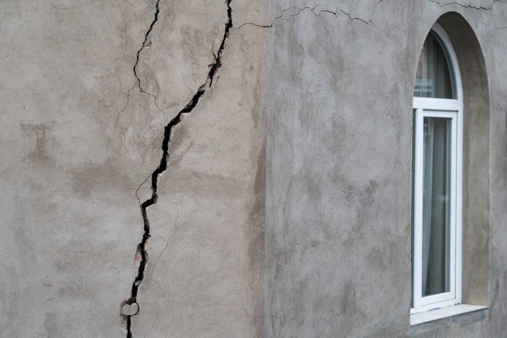 earthquake photo